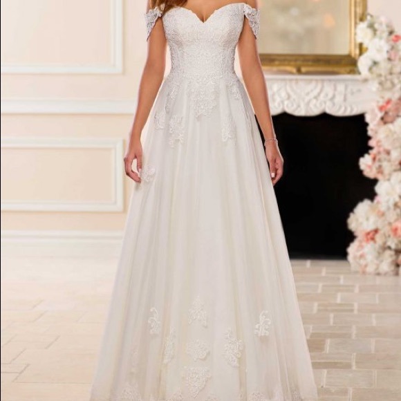 BRAND NEW** Stella York 6684 wedding dress!